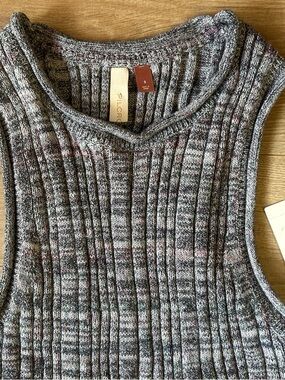 Anthropologie Pilcro Ribbed Knit Sleeveless Sweater in Heather Gray